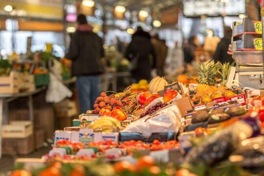 Provencal Market, Shopping, and Picnic basket at the lake