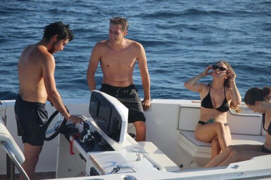 Novurania Yacht: Private Speed Sport Boat in Barcelona