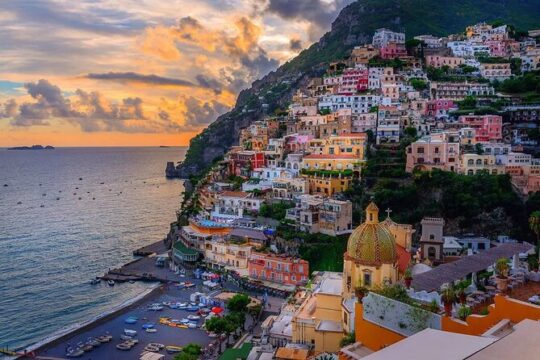 Private Day Tour of Sorrento and Positano with Pompeii