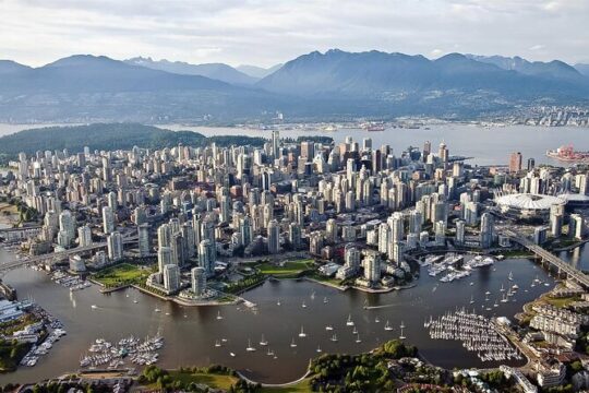 7 hours Private Sightseeing Tour-from YVR Airport or Cruise Port