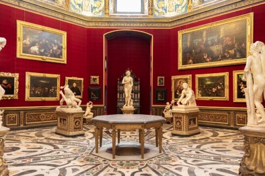 Private Walking Tour of Uffizi Gallery