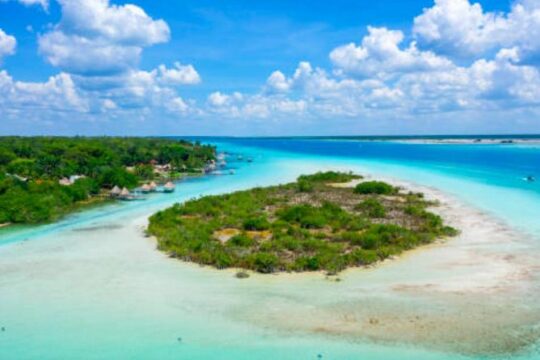 Costa Maya Shore Excursion: Chacchoben Small Group Tour with Food & Drinks
