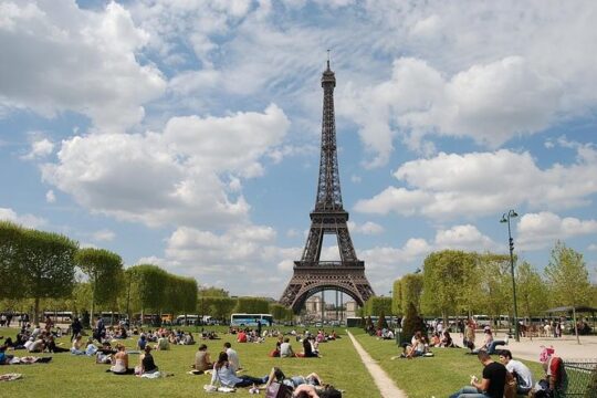 Private 8-hour city tour of Paris with driver and official guide - Hotel pick up