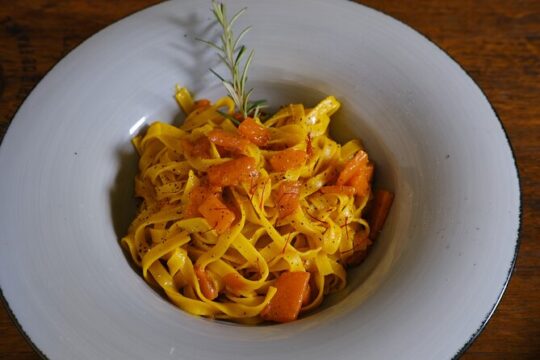 Private Wine & Evo Oil Tasting with Saffron Meal