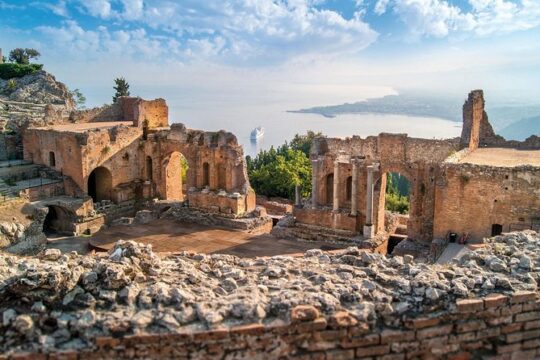 POMPEII & VESUVIUS skip-the-line tour from Sorrento