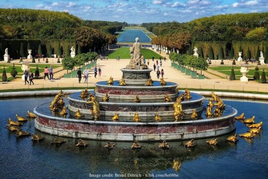 The Palace of Versailles & Gardens: Private Day Trip from Paris