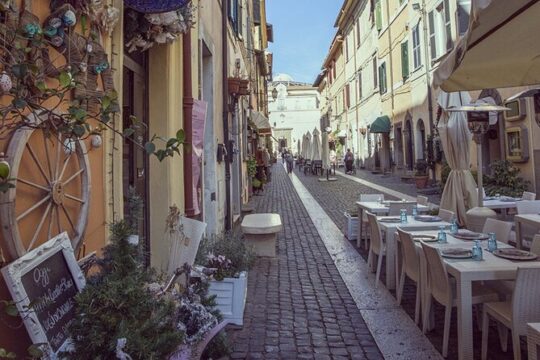 Private Tour Castel Gandolfo, Frascati with Wine Tasting