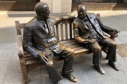 Private London Churchill tour with Blue Badge Tourist Guide