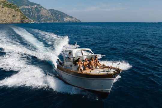 Private Amalfi coast tour with Sparviero 700 EMERALD