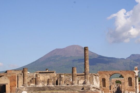 Private Tour from Amalfi to Campania Region with Local Driver