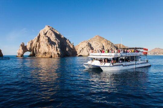 Arch Tour with Snorkeling and Food