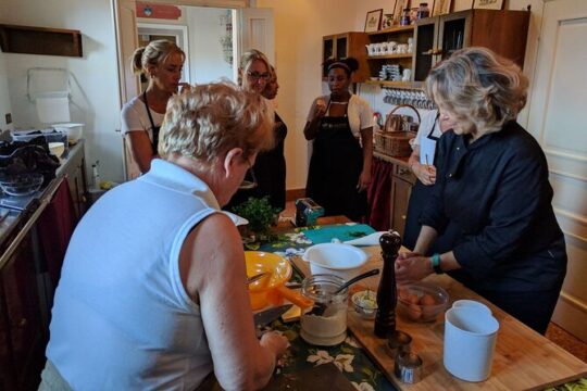 Private cooking class with Le Locandiere