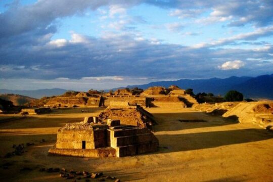 Monte Albán Walking Tour
