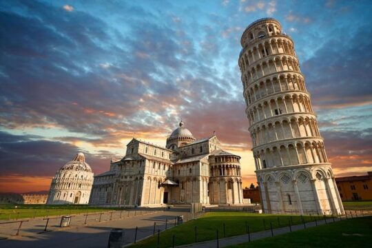 Pisa and Lucca PRIVATE TOUR from SIENA