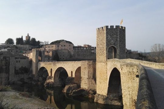 La Garrotxa and Besalú Private Tourfrom Barcelona
