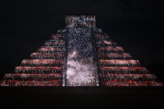 Tour Chichen Itza "Noches de Kukulkan" + Cenote & Hubiku from Cancún