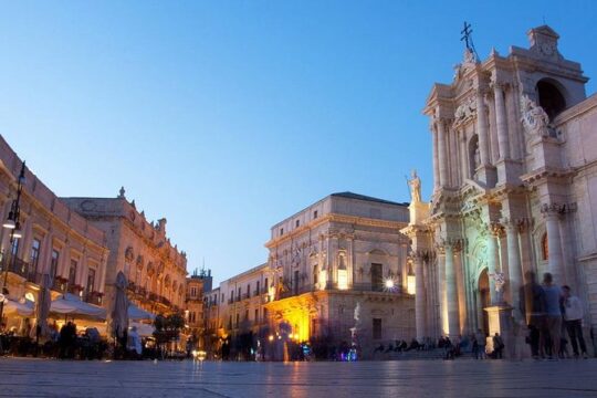 Private tour to Syracuse - Archaeological Park and Ortigia with option of Food and Wine tasting