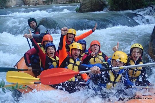 Rafting white water in Montanejos 1h Valencia