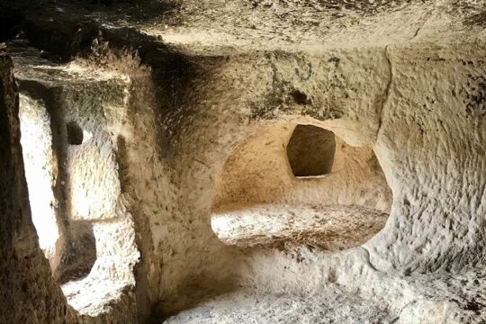 Historic Bocairent, Covetes del Moros Caves and Pou Clar Pools