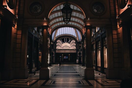 Explore Turin in 1 hour with a Local