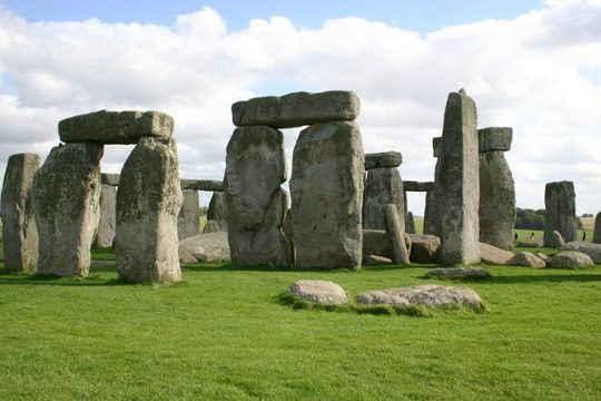 Salisbury - Stonehenge - Bath from London or Port Southampton