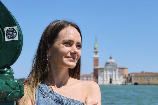 Venice Boat Tour with Photoshoot Included