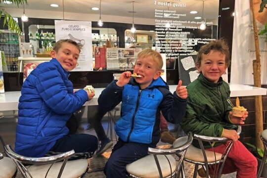Mamma Mia! Kids & Family Food Tour in Rome w Pizza & Gelato
