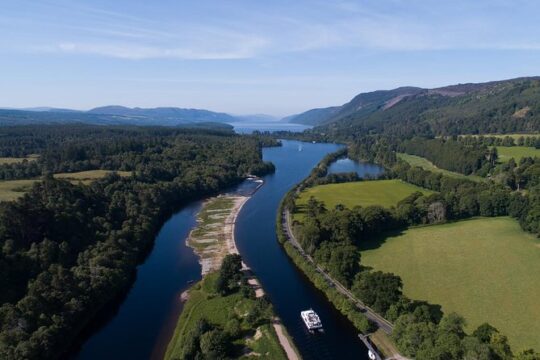 Loch Ness and Caledonian Canal 2-Hour Cruise from Dochgarroch