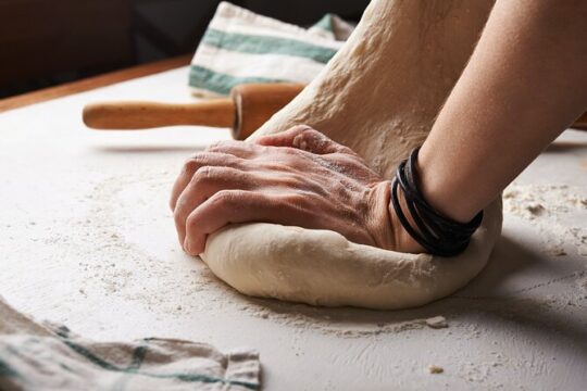 Rome: Private Pasta & Cake Traditional Cooking Class for Families