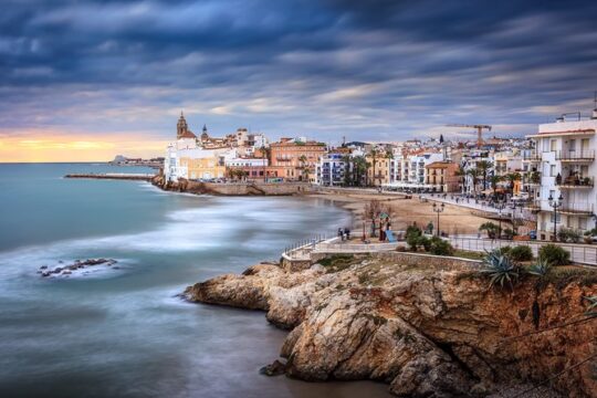 Private tour to Girona and Sitges from Barcelona