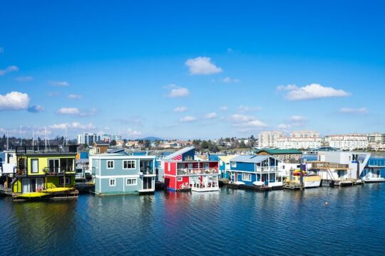 Discover Victoria & Butchart Gardens Tour