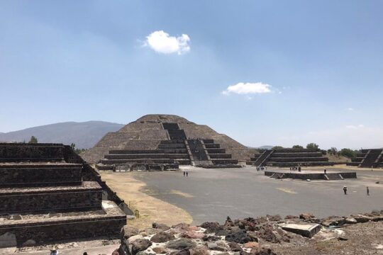 Acolman-Teotihuacán-Plaza of the Three Cultures- Craft Workshop