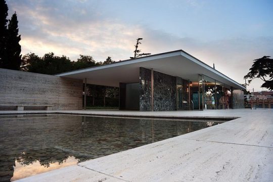 Private Modern Architecture Tour of Barcelona with private pick up and drop off