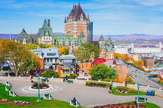 From Montreal: Quebec City VIP Day Trip with Hotel Pickup