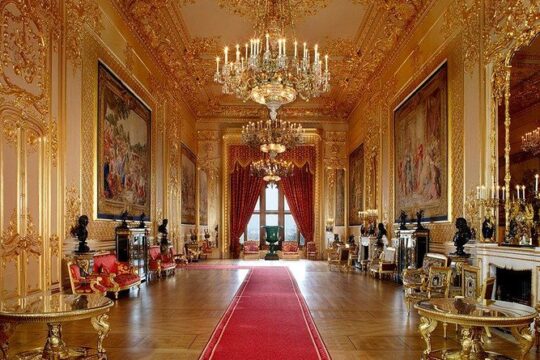 Windsor & Hampton Court Executive Vehicle Private Tour with Pass