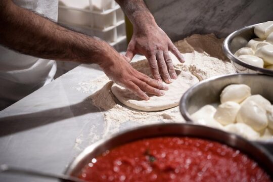Pizza & Tiramisu Class at a Cesarina's home with tasting Santa Teresa di Gallura