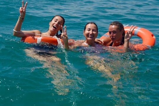 Full Day Private Sailboat Tour from Sitges
