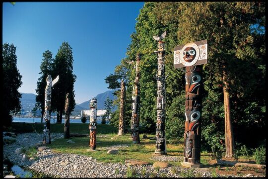 Vancouver City Day Tour in Granville Island and Stanley Park