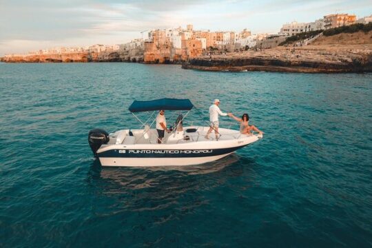 3 or 5 Hours Private Boat Rental with Skipper and Aperitif