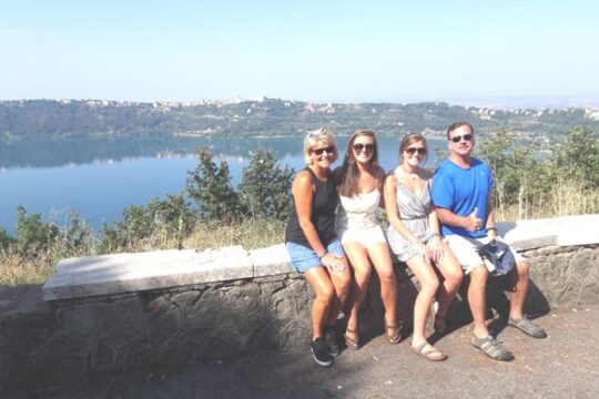 Roman Castles & Lakes Private Guided Tour with Wine Tasting Lunch & hotel pickup