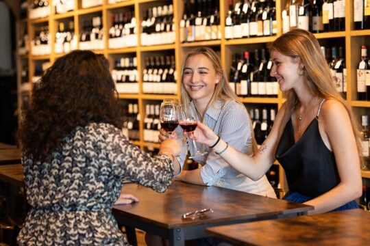 Bordeaux Food Tour in the Wine District : Discover what makes Bordeaux so famous