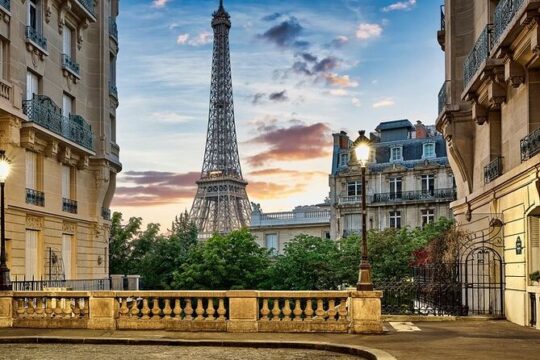 Full-Day Private Tour in Paris with Driver
