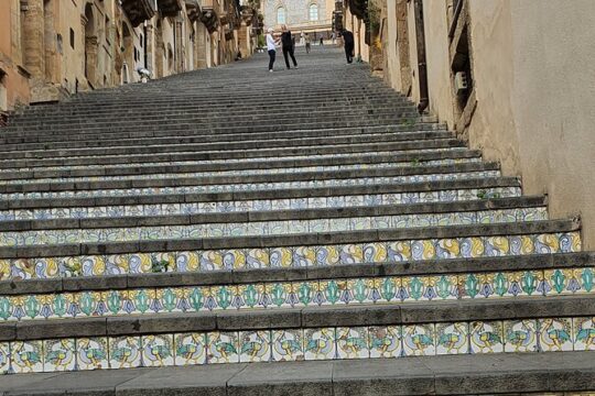 Ceramics and Mosaics Experience Uncovering Sicilian Art