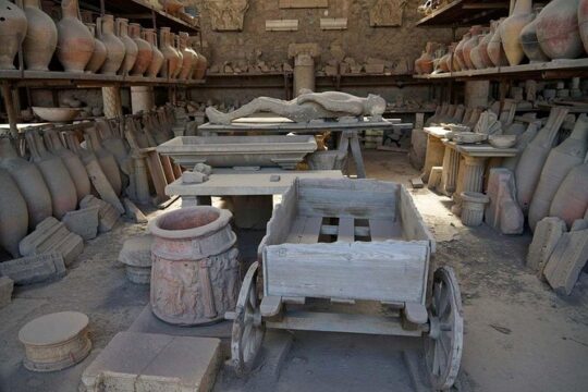 The real life in the old Pompeii tour with Archaelogical Guide All Inclusive