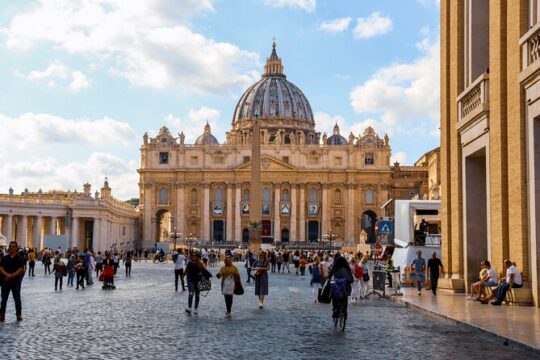 St. Peter's Basilica with Dome Small Group Tour