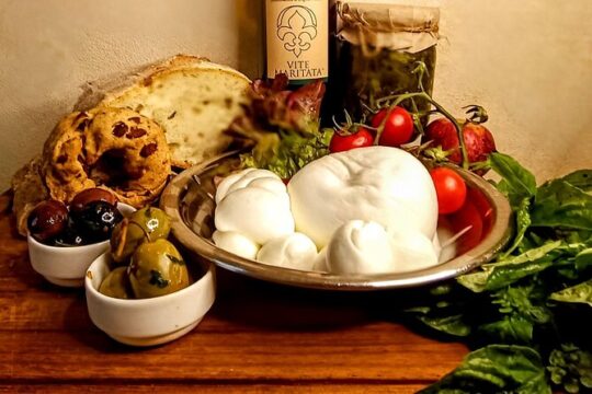 Rome Food Tasting with Wine Pairing Italian Authentic Flavors