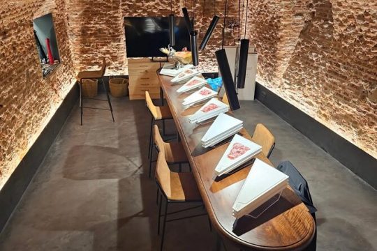 Jamón Ibérico & Fine Meats Gourmet Tasting with Wine in Madrid