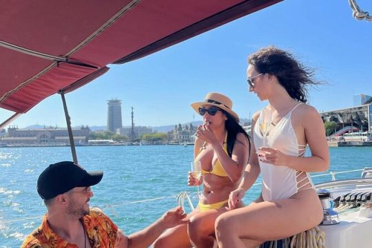 Barcelona Sailing Experience 2 Hours Tour