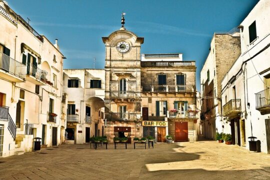 Cisternino 2-hour private tour: a proper authentic Italian Puglian village