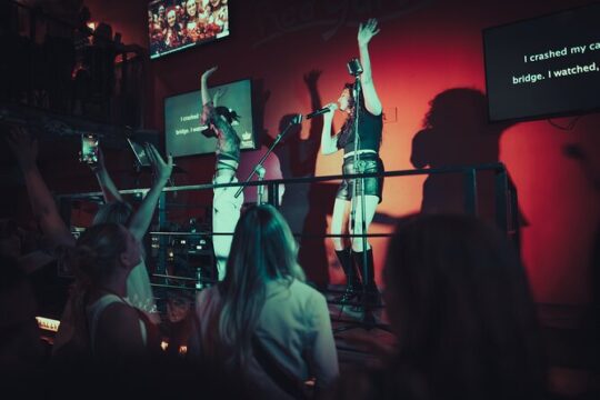 Barcelona Animals Pub Crawl with 1 hr open bar + VIP club access